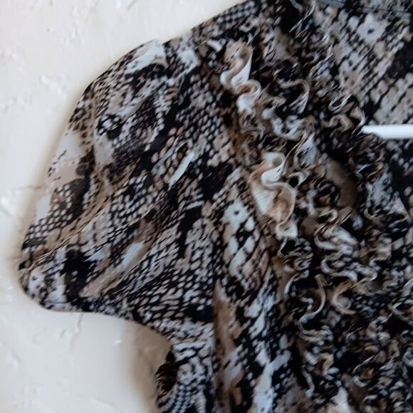 INC Top Women Small Ruffled Snakeskin Button front fairygrunge Y2k - Picture 5 of 11